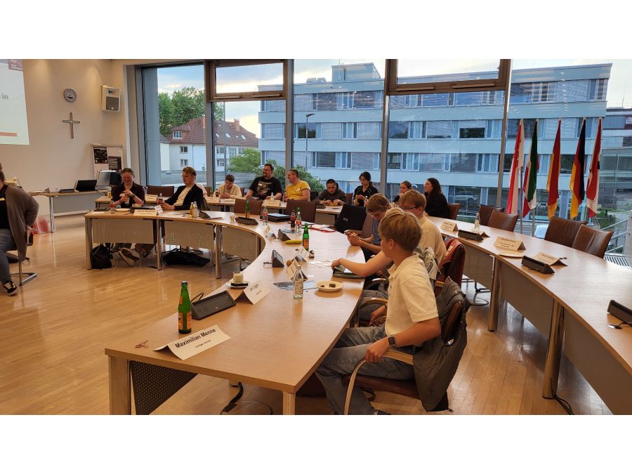 5. KJBK (1)